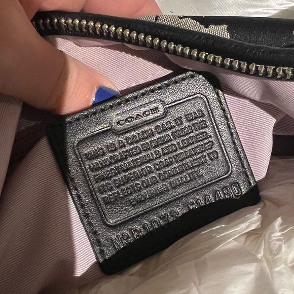 Coach Black and Cream Shoulder Bag - Picture 4 of 5